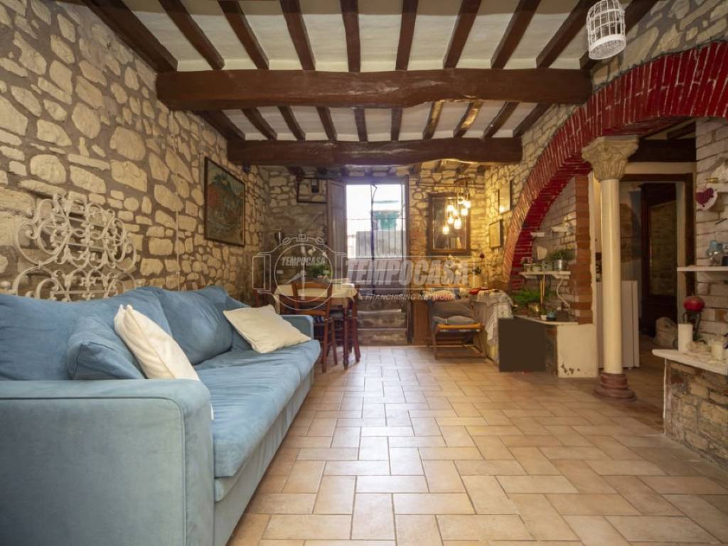 appartamento in vendita a Perugia in zona Villa Pitignano