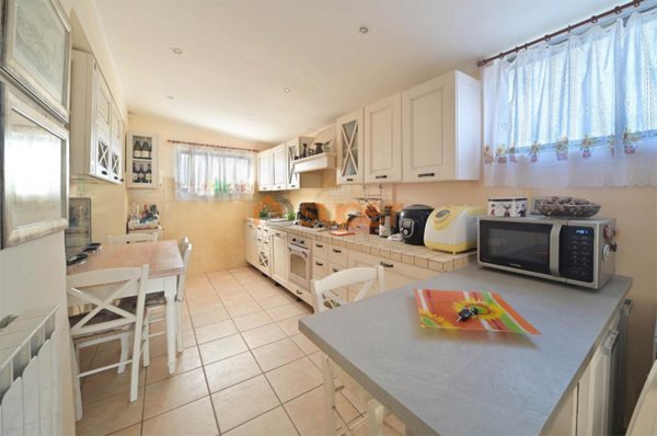 casa indipendente in vendita a Perugia in zona San Marco