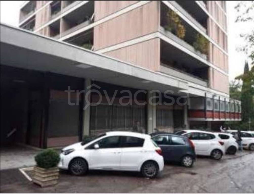ufficio in vendita a Perugia in zona Stazione