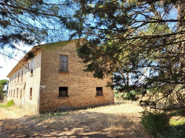 casa indipendente in vendita a Perugia in zona Pila