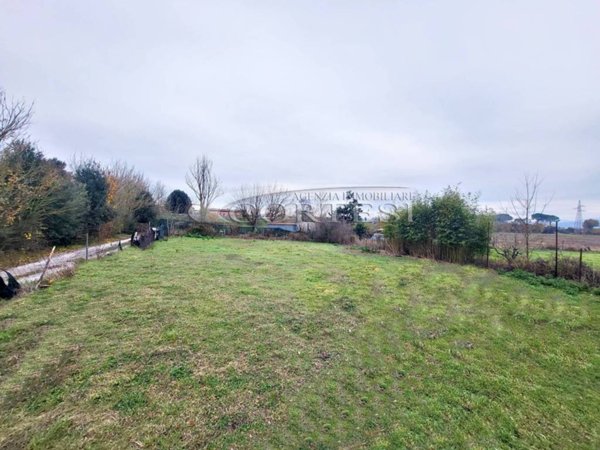 terreno agricolo in vendita a Perugia in zona Fontignano