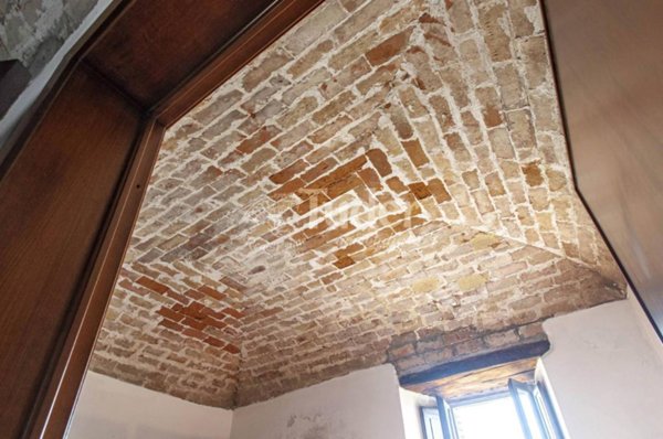 casa indipendente in vendita a Perugia in zona Casa del Diavolo