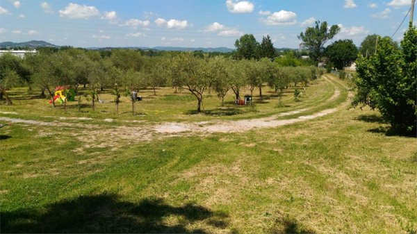 terreno agricolo in vendita a Perugia in zona Collestrada