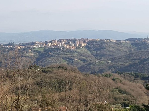 terreno agricolo in vendita a Perugia in zona Montelaguardia