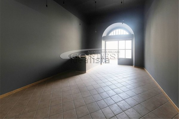 locale commerciale in vendita a Perugia in zona Centro Città