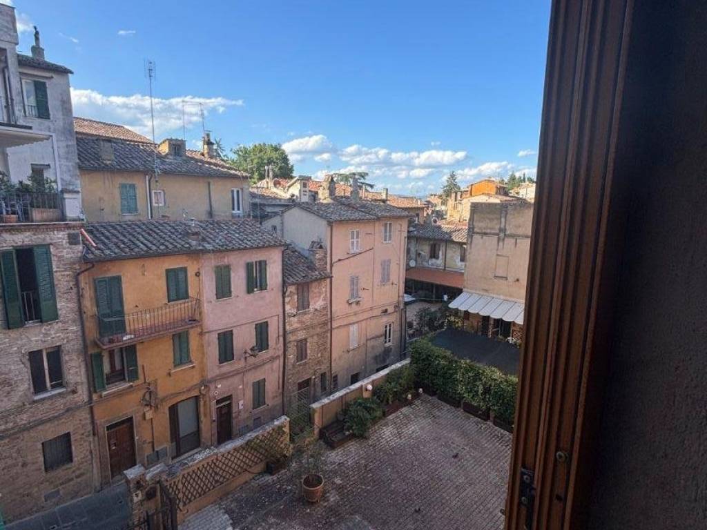 appartamento in vendita a Perugia in zona Elce