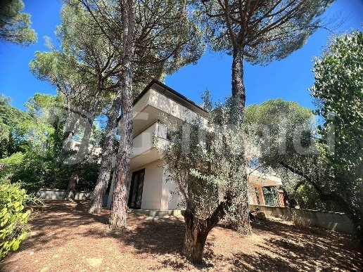 casa indipendente in vendita a Perugia in zona Santa Lucia