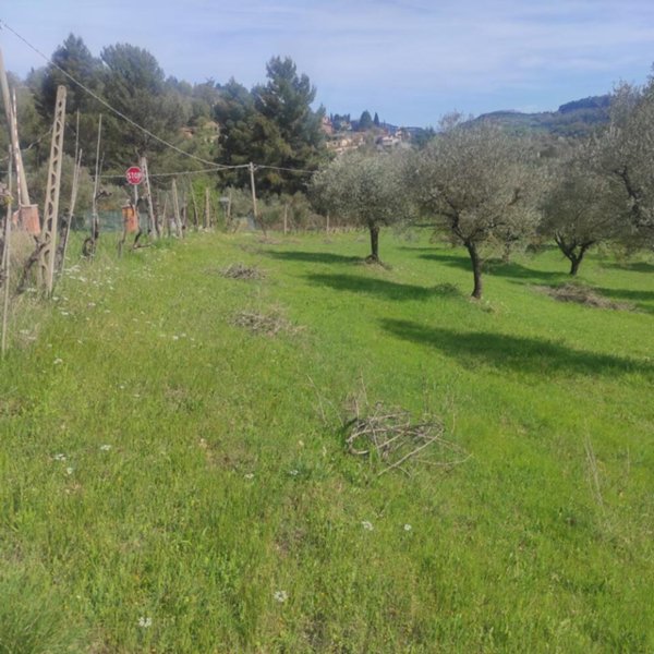ufficio in vendita a Perugia in zona Montelaguardia