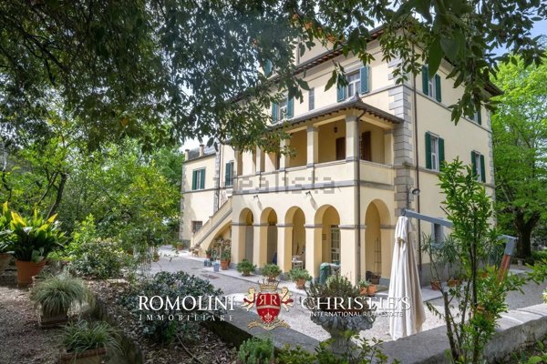 casa indipendente in vendita a Perugia