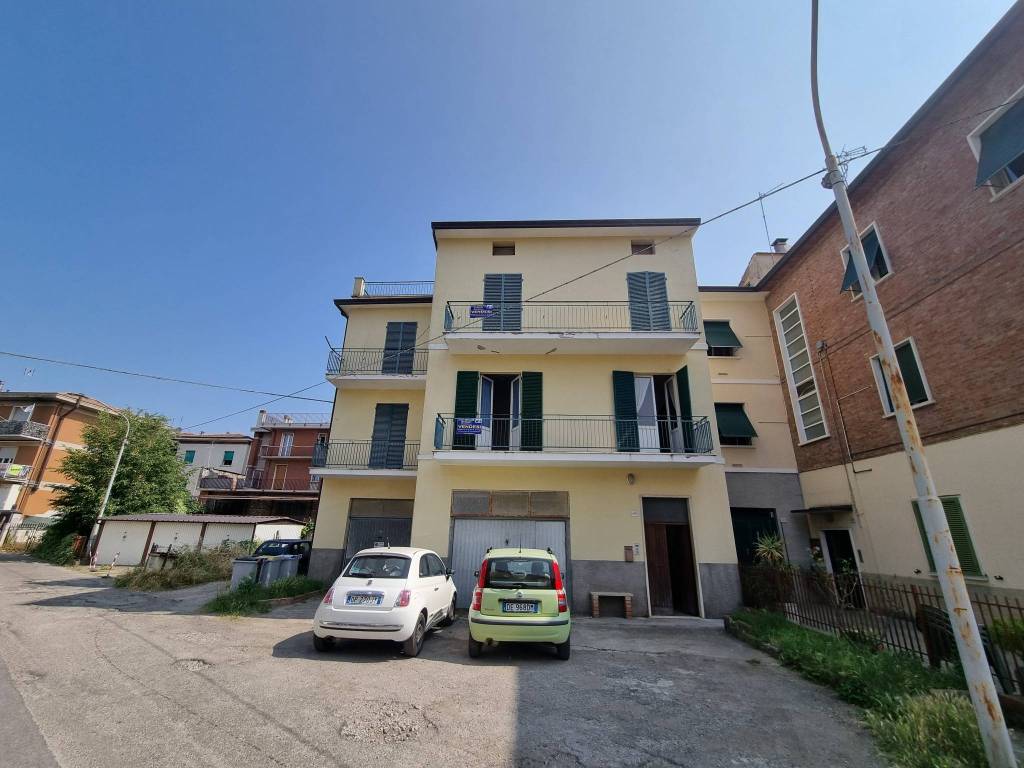 casa indipendente in vendita a Perugia in zona Villa Pitignano