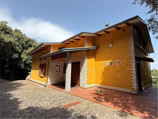 casa indipendente in vendita a Perugia in zona Bosco