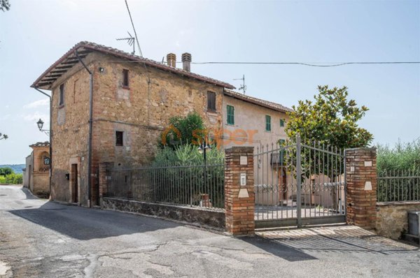 negozio in vendita a Perugia in zona Fontignano