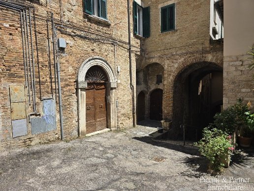 appartamento in vendita a Perugia in zona Centro Città