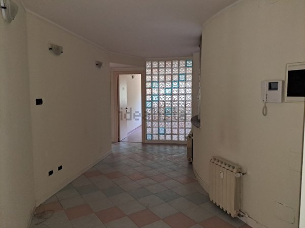 ufficio in vendita a Perugia in zona Madonna Alta