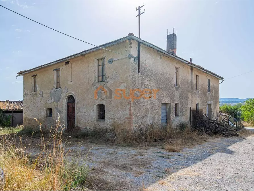 casale in vendita a Perugia in zona Mugnano