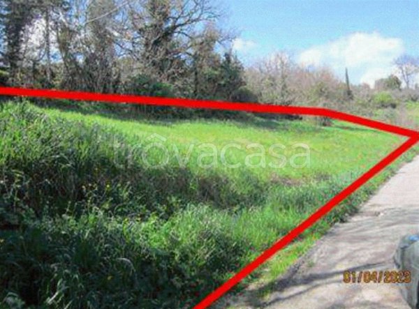 terreno agricolo in vendita a Perugia in zona Pretola