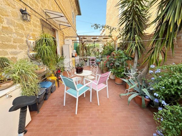 appartamento in vendita a Perugia in zona Collestrada