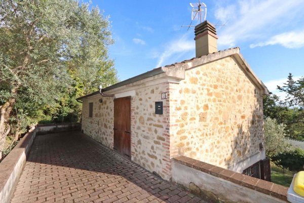 casa indipendente in vendita a Perugia in zona Ponte Felcino