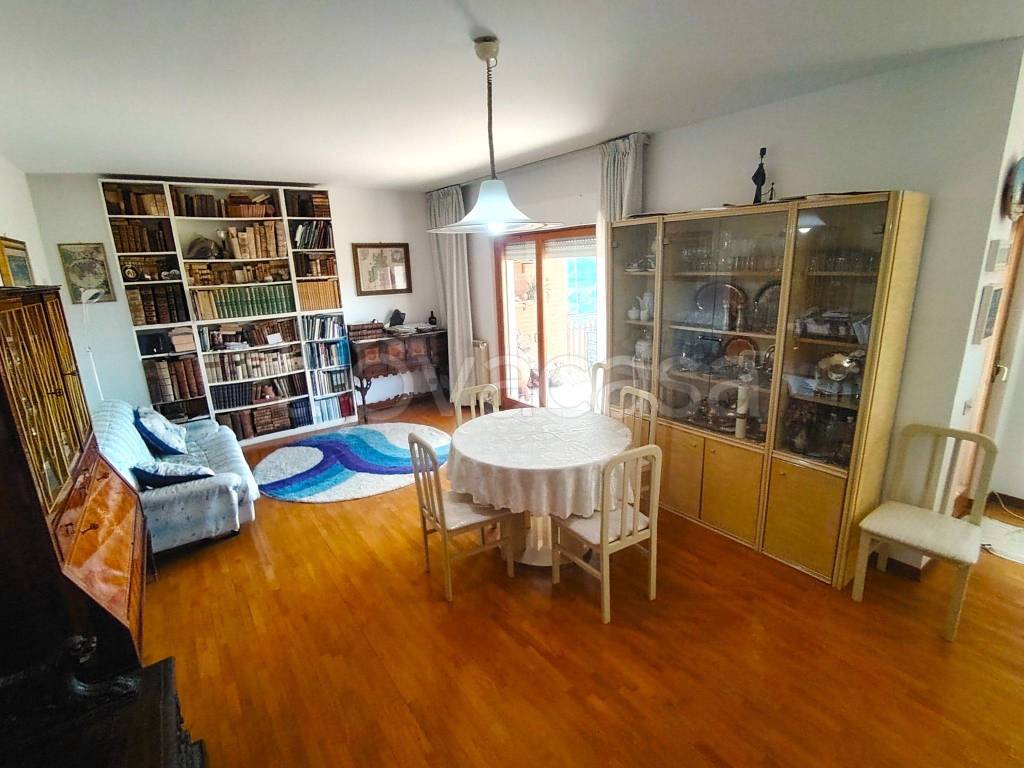 appartamento in vendita a Perugia in zona Montelaguardia