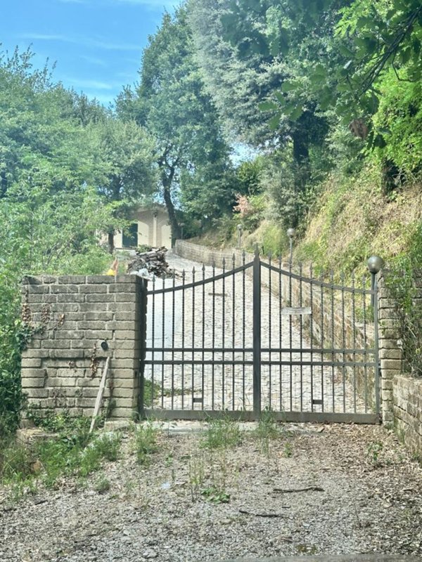 casa indipendente in vendita a Perugia in zona Ponte Valleceppi