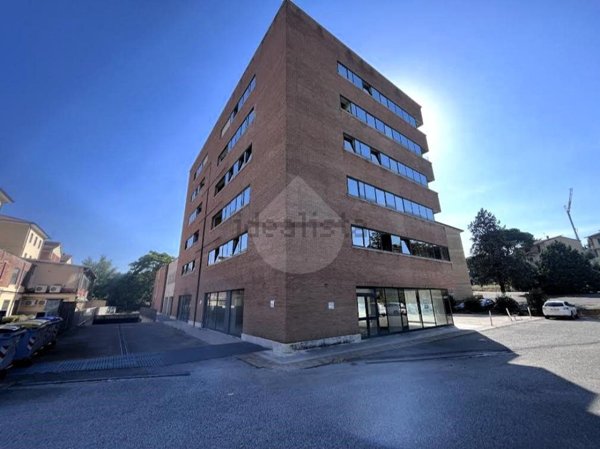 appartamento in vendita a Perugia in zona Montebello
