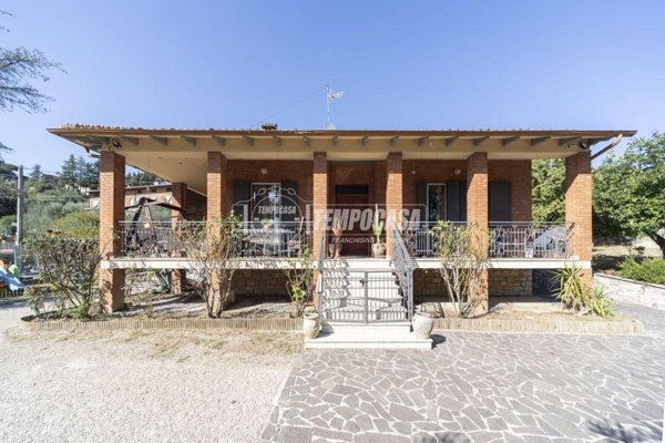 casa indipendente in vendita a Perugia in zona Montelaguardia