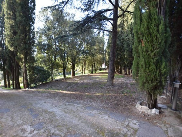 casa indipendente in vendita a Perugia in zona Centro Città