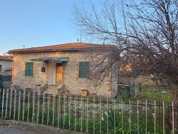 casa indipendente in vendita a Perugia in zona Santa Sabina