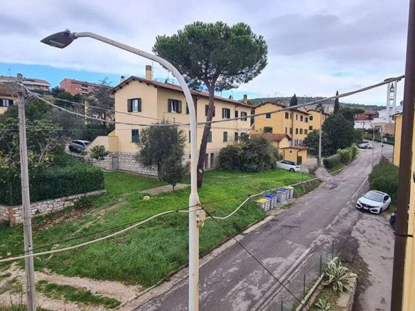 appartamento in vendita a Perugia in zona Ferro di Cavallo
