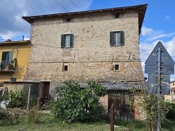 casa indipendente in vendita a Perugia in zona Lacugnano