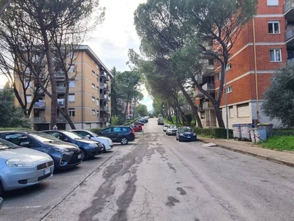 appartamento in vendita a Perugia in zona Ferro di Cavallo