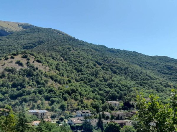 casa indipendente in vendita a Perugia