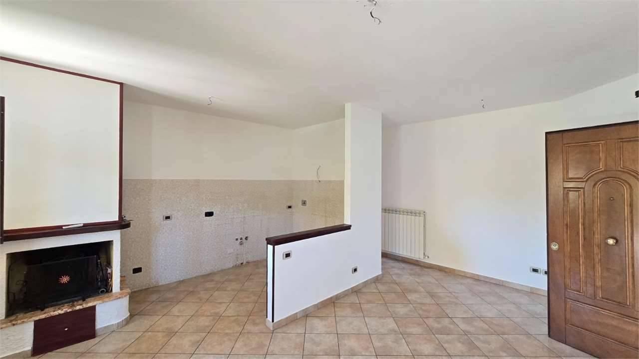 casa indipendente in vendita a Perugia in zona Fontignano