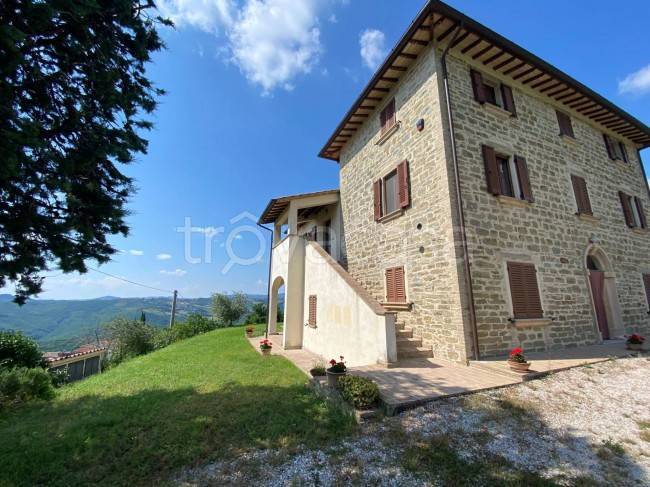 casa indipendente in vendita a Perugia in zona Piccione