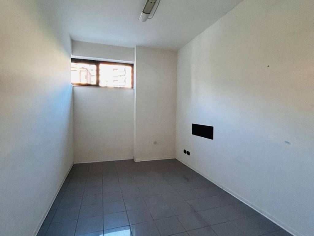 negozio in vendita a Perugia in zona Prepo