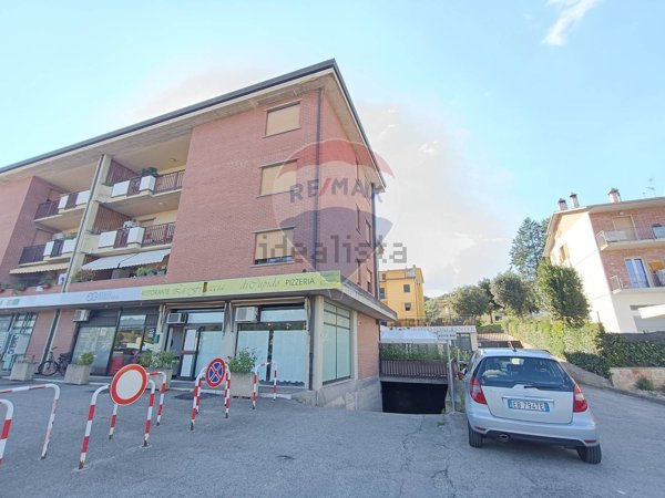 casa indipendente in vendita a Perugia in zona Villa Pitignano