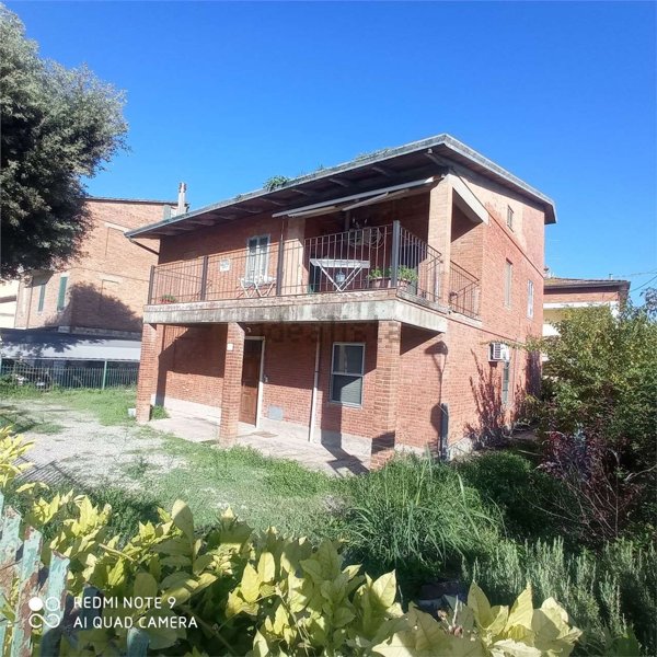 casa indipendente in vendita a Perugia in zona San Fortunato