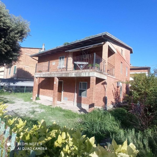 casa indipendente in vendita a Perugia in zona San Martino In Campo