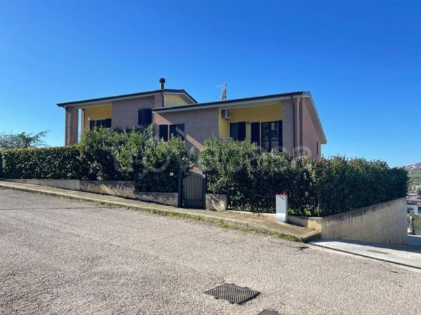 casa indipendente in vendita a Perugia in zona Prepo