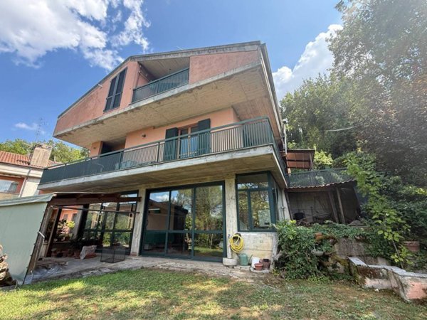 casa indipendente in vendita a Perugia in zona San Martino In Campo