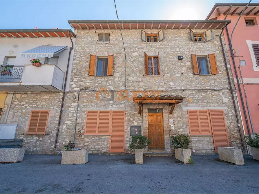casa indipendente in vendita a Perugia in zona Colle Umberto I