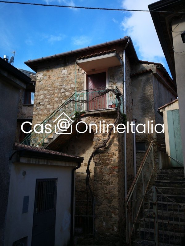 casa indipendente in vendita a Perugia