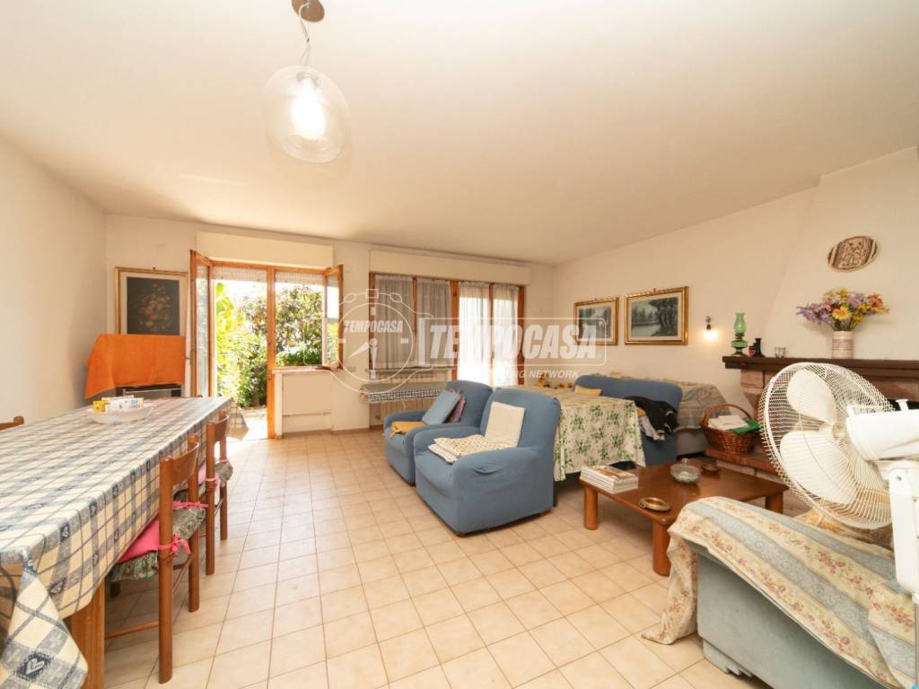 casa indipendente in vendita a Perugia in zona Montebello