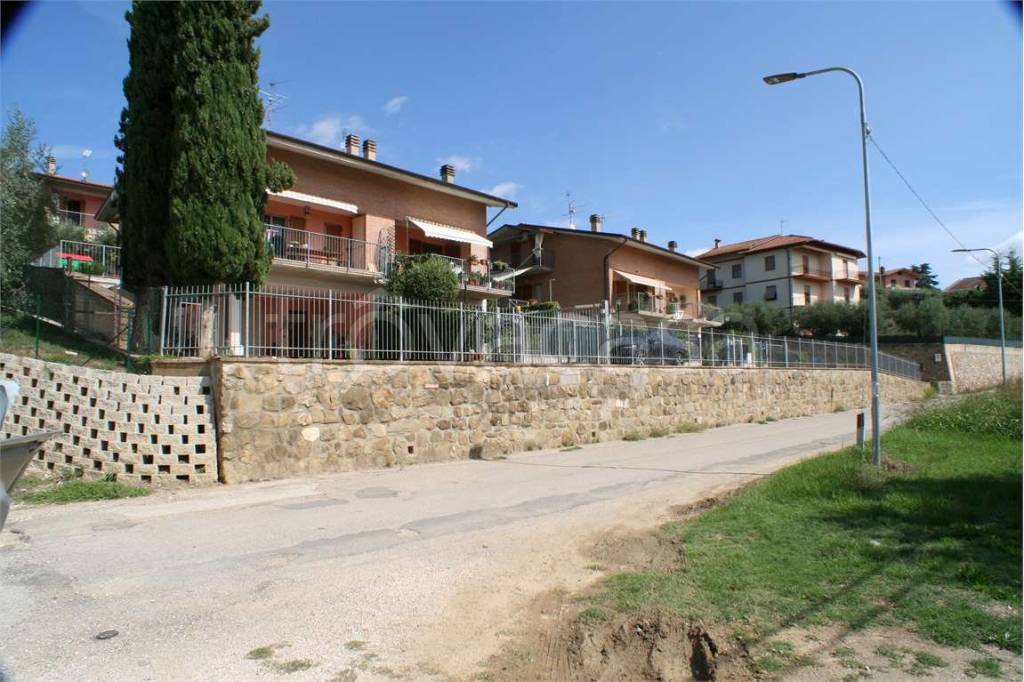 appartamento in vendita a Perugia in zona Fontignano