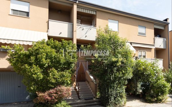 casa indipendente in vendita a Perugia in zona Ferro di Cavallo