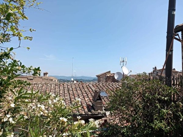 appartamento in vendita a Perugia in zona Centro Città