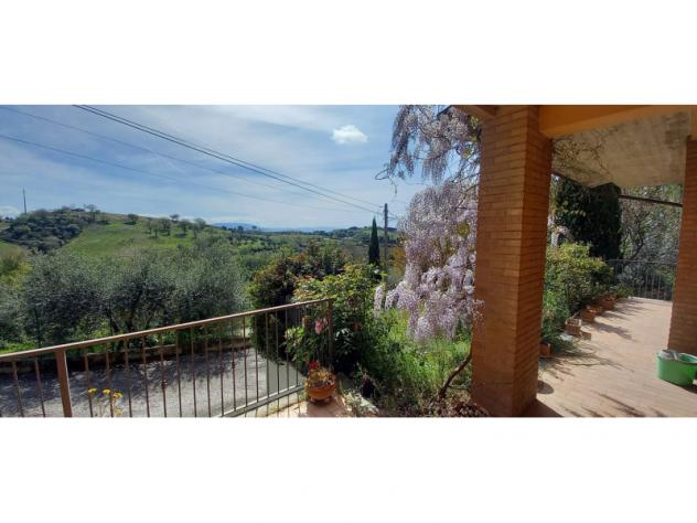 casa indipendente in vendita a Perugia