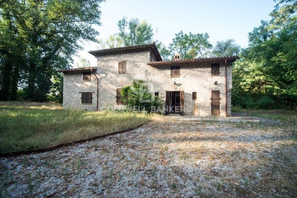 casa indipendente in vendita a Perugia in zona Centro Città