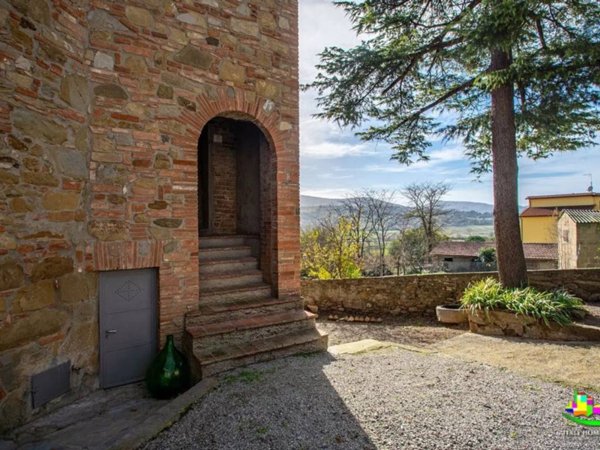 casa indipendente in vendita a Perugia in zona Fontignano