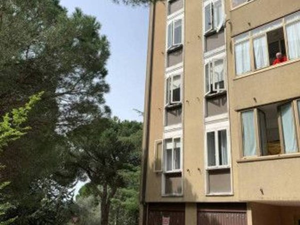 negozio in vendita a Perugia in zona L'Olmo